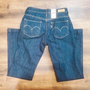 LEVI STRAUSS and COMPANY Original 5 Pocjet Flare Jeans Size 8 NWT